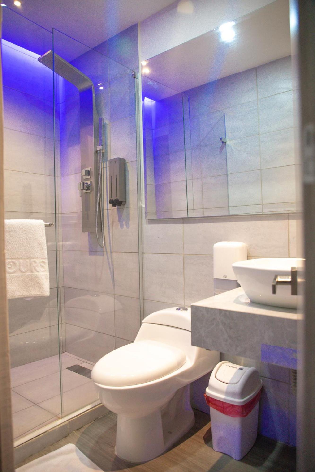 Hotel Byhours Circunvalar - Adults Only Баранкила Екстериор снимка